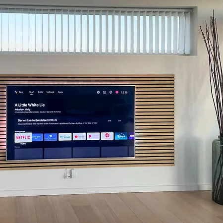 3 Bedroom Amazing In 別荘 *