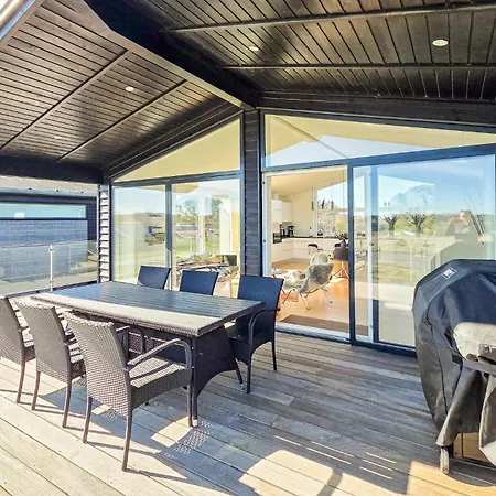 Amazing In With House Sea View *
